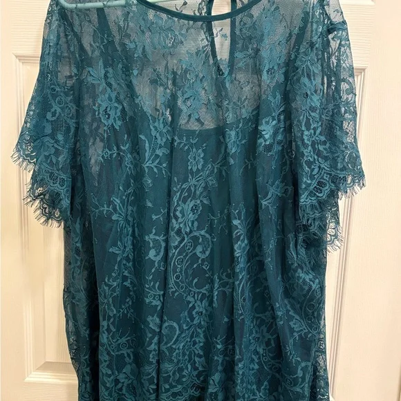 Torrid Teal Floral Lace Top sz. 5 (28) - Picture 1 of 5